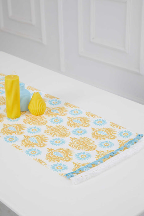 Printed Polyester Table Runner with Handmade Pom-poms 30 x 90 cm Handicraft Table Cloth for Dinner Table, Parties, Home Decoration,R-63K