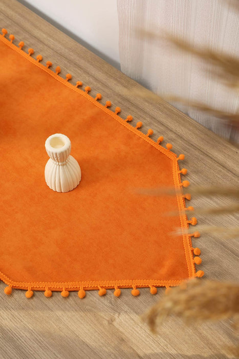 Elegant Knit Fabric Table Runner with Playful Pom-Pom Edges, Charming Pom-Pom Knit Table Runner for Cozy and Stylish Home Table Decor,R-20K